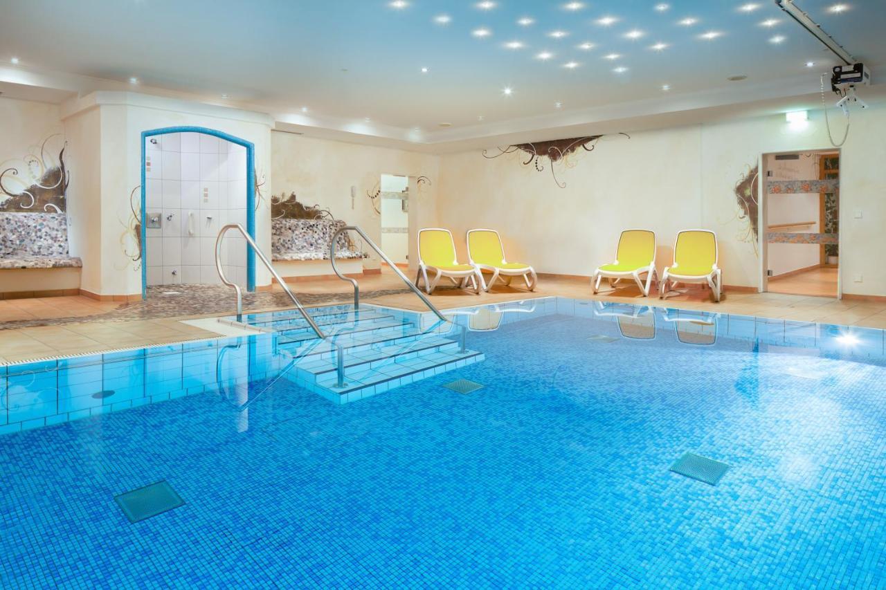 "Viktoria Ferienhaus" - Annehmlichkeiten Von 4-Sterne Familien-Und Wellnesshotel Viktoria Koennen Mitbenutzt Werden Oberstdorf Buitenkant foto