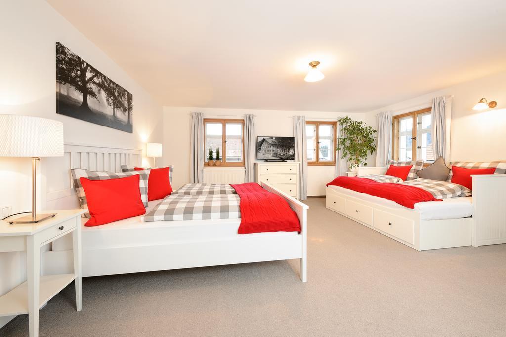 "Viktoria Ferienhaus" - Annehmlichkeiten Von 4-Sterne Familien-Und Wellnesshotel Viktoria Koennen Mitbenutzt Werden Oberstdorf Buitenkant foto