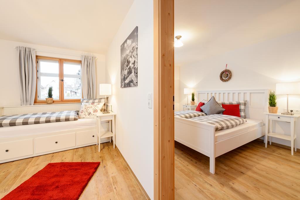 "Viktoria Ferienhaus" - Annehmlichkeiten Von 4-Sterne Familien-Und Wellnesshotel Viktoria Koennen Mitbenutzt Werden Oberstdorf Buitenkant foto